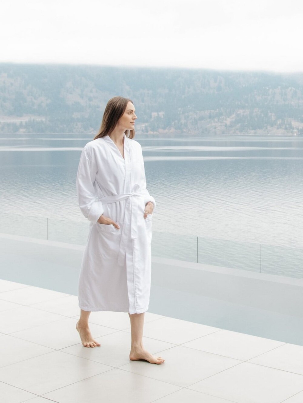 Four Seasons Spa Robe - Picture 8 of 9